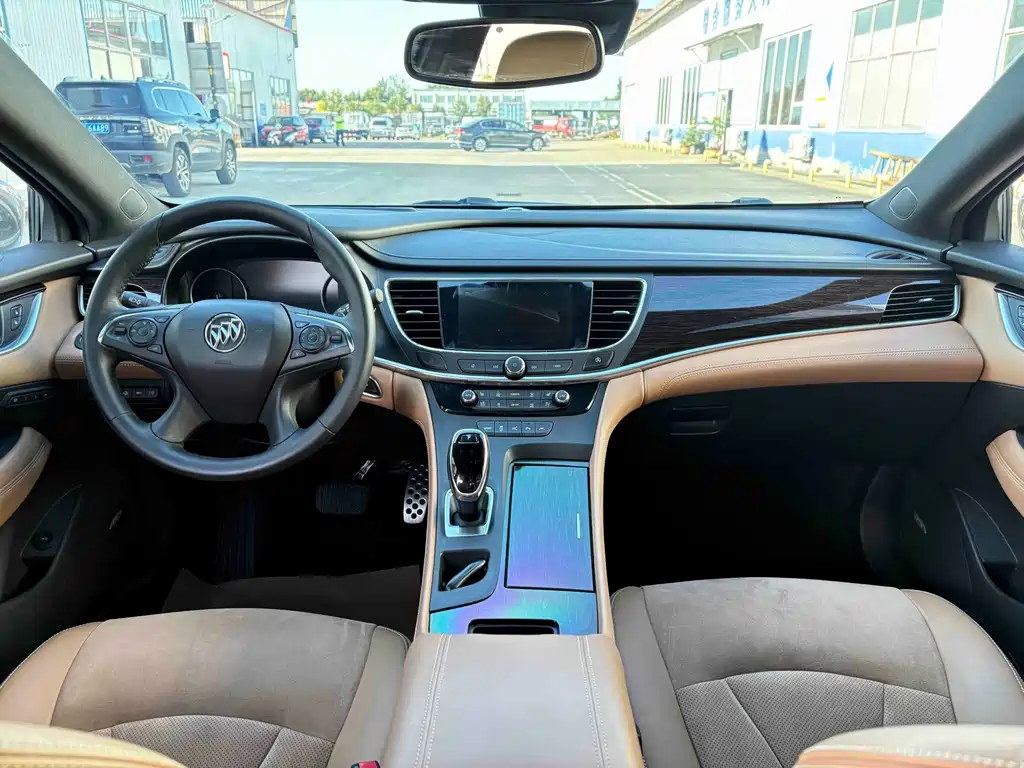 Buick LaCrosse — миниатюра 6