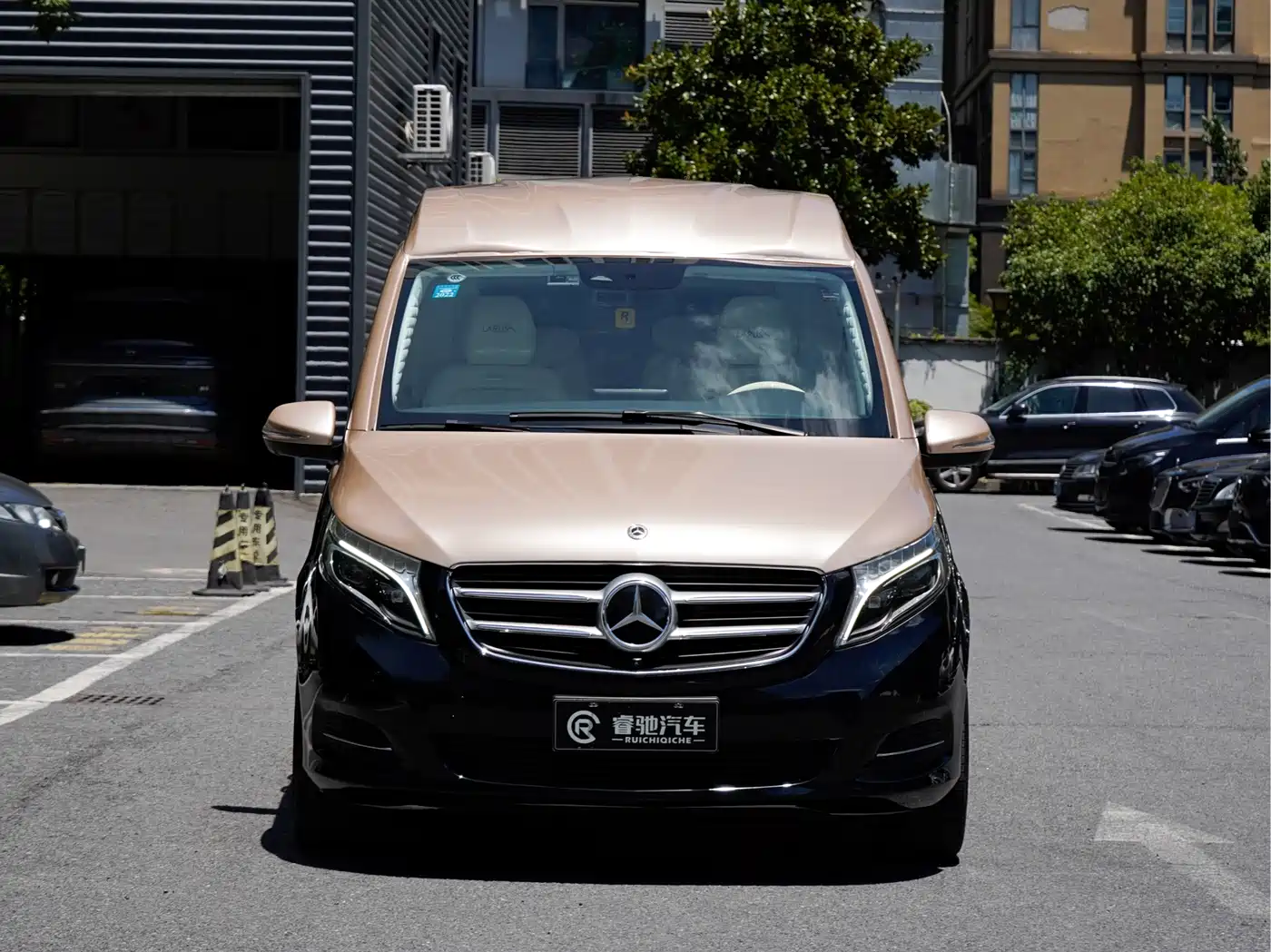 Mercedes-Benz V-Class