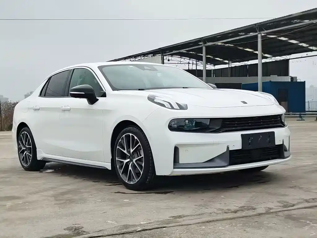 Lynk & Co 03 — миниатюра 3
