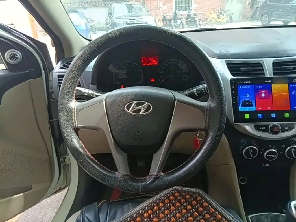 Hyundai Verna — миниатюра 11