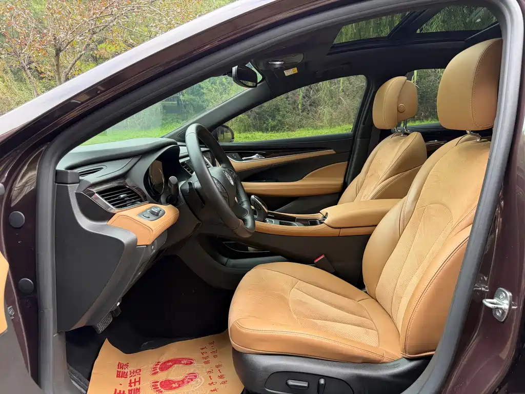 Buick LaCrosse — миниатюра 5