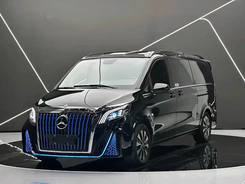 Mercedes-Benz Vito 2020 2.0T 7 мест
