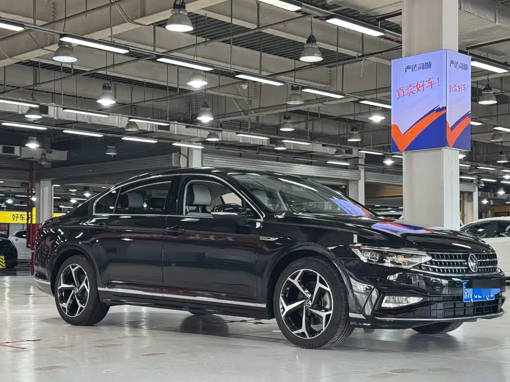 Volkswagen Magotan 2025 330TSI DSG Luxury