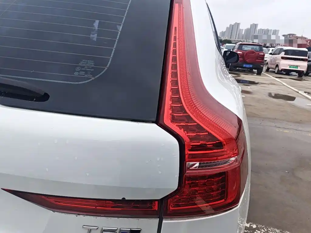 Volvo XC60 — миниатюра 8