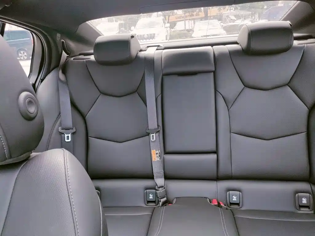 Cadillac CT5 — миниатюра 17
