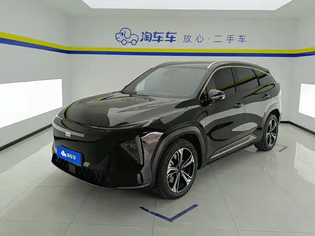 2023 Geely Galaxy L7