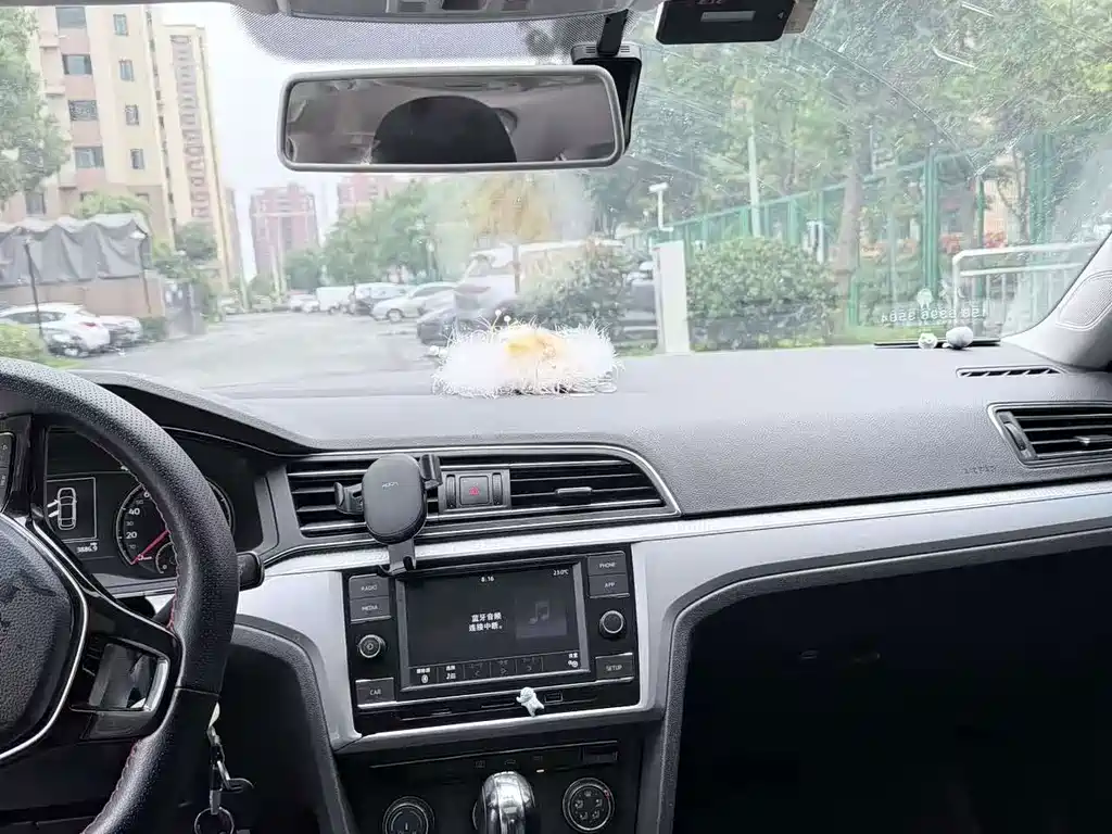 Volkswagen Lamando — миниатюра 4