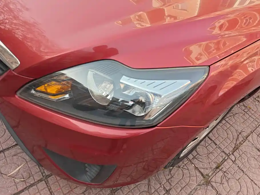 Ford Focus — миниатюра 5