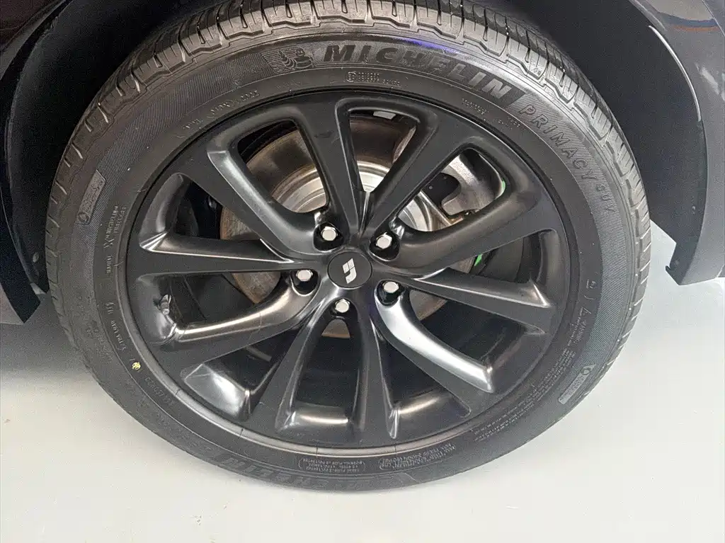 Li Auto Li ONE — миниатюра 15