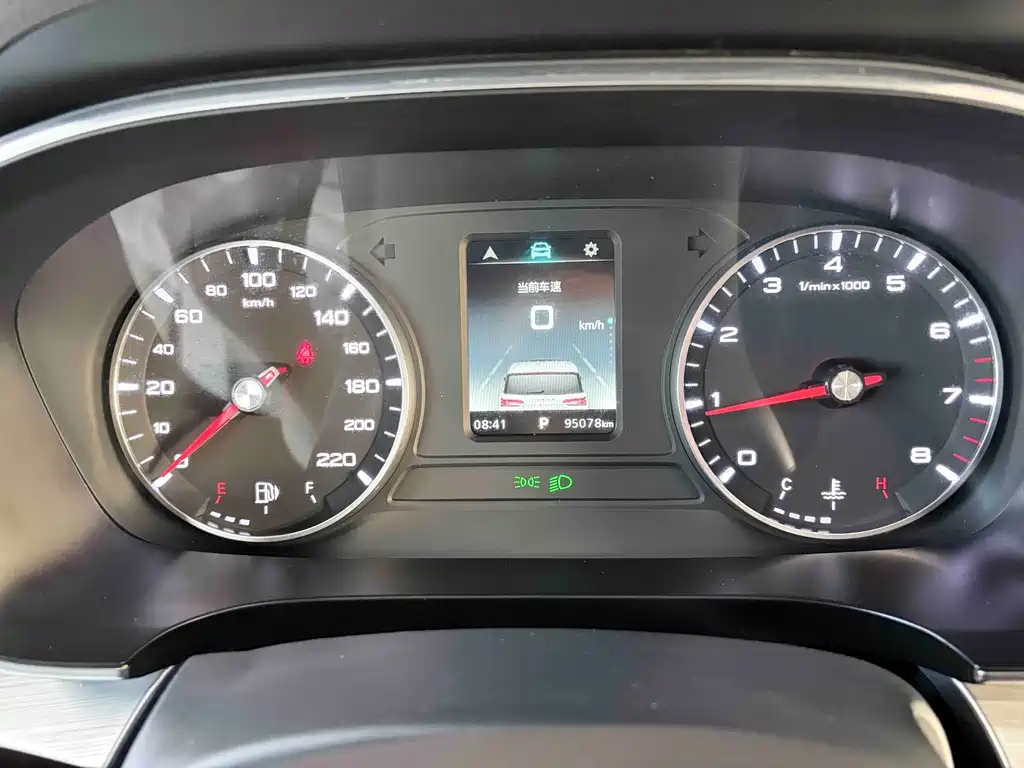 Roewe iMAX8 — миниатюра 7