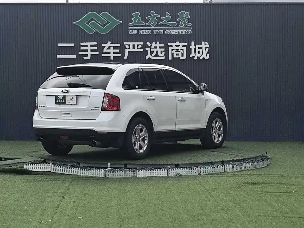 Ford Edge (Import) — миниатюра 19
