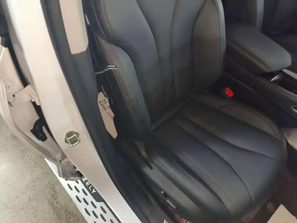 Geely Xingyue L — миниатюра 25