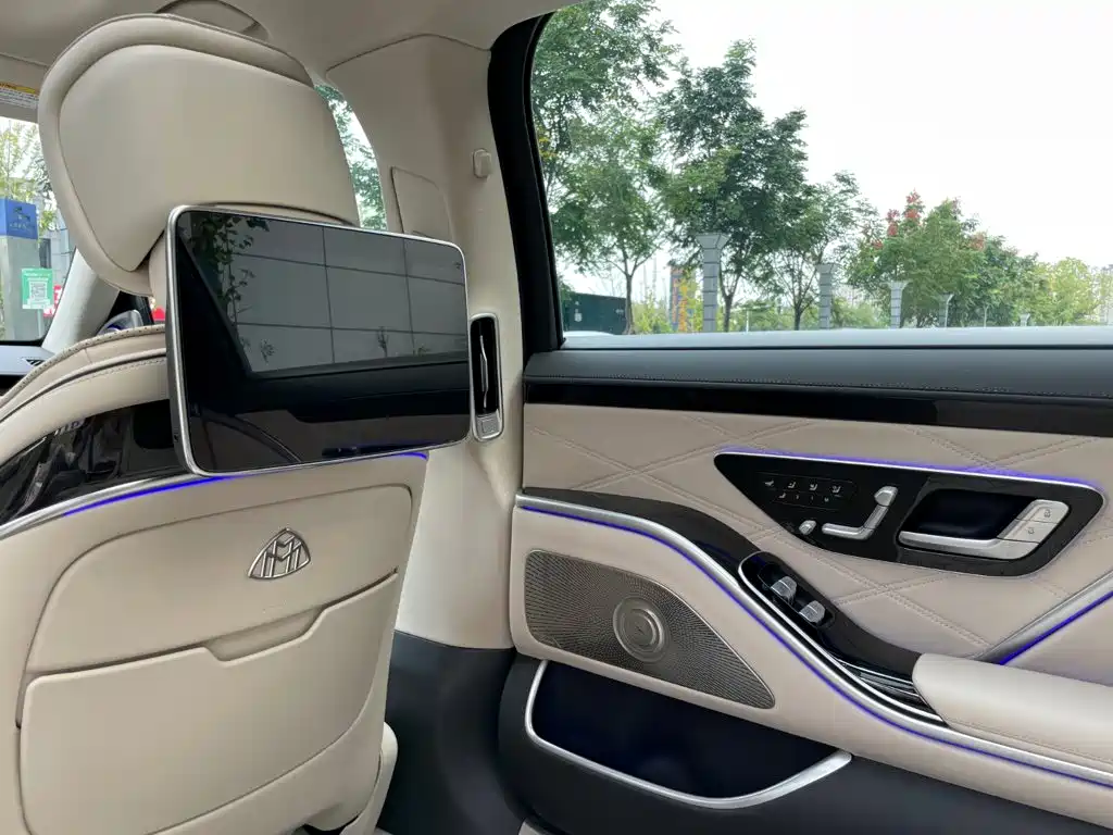 Mercedes-Benz S-Class — миниатюра 15