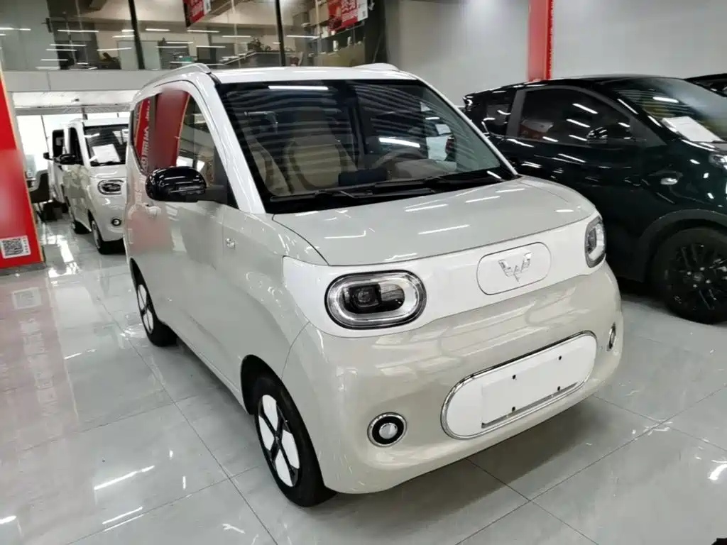 Wuling MINIEV — миниатюра 4