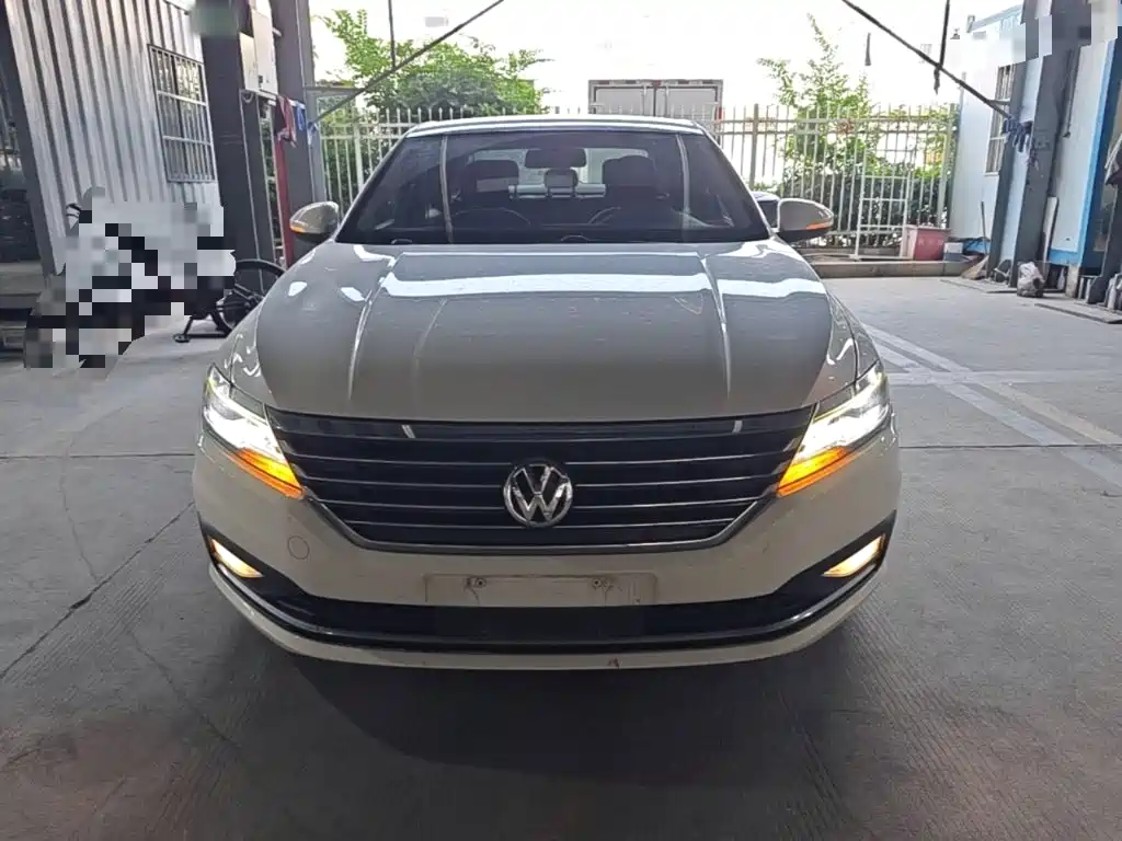 Volkswagen Lavida — миниатюра 3