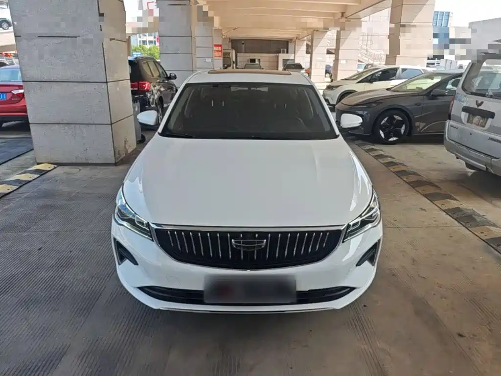 Geely Emgrand — миниатюра 3