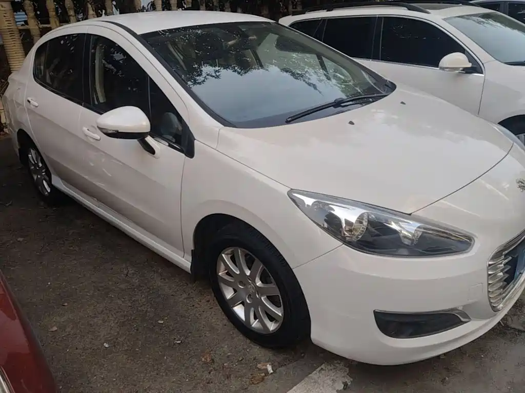 Peugeot 308 — миниатюра 4