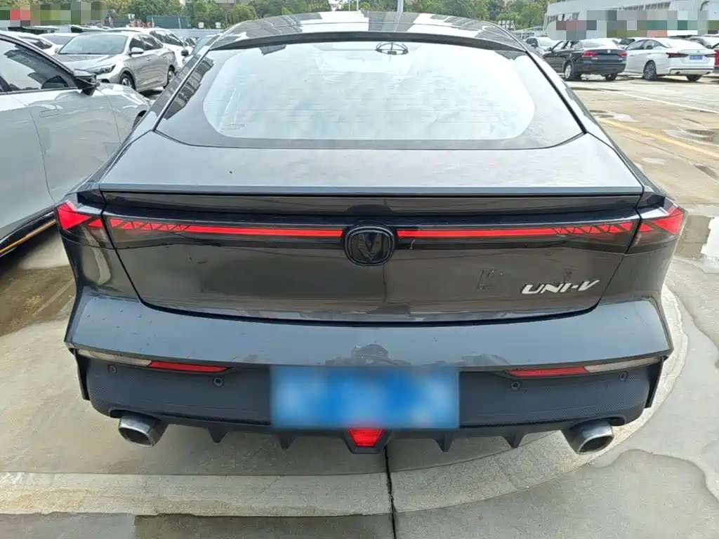 Changan UNI-V — миниатюра 6