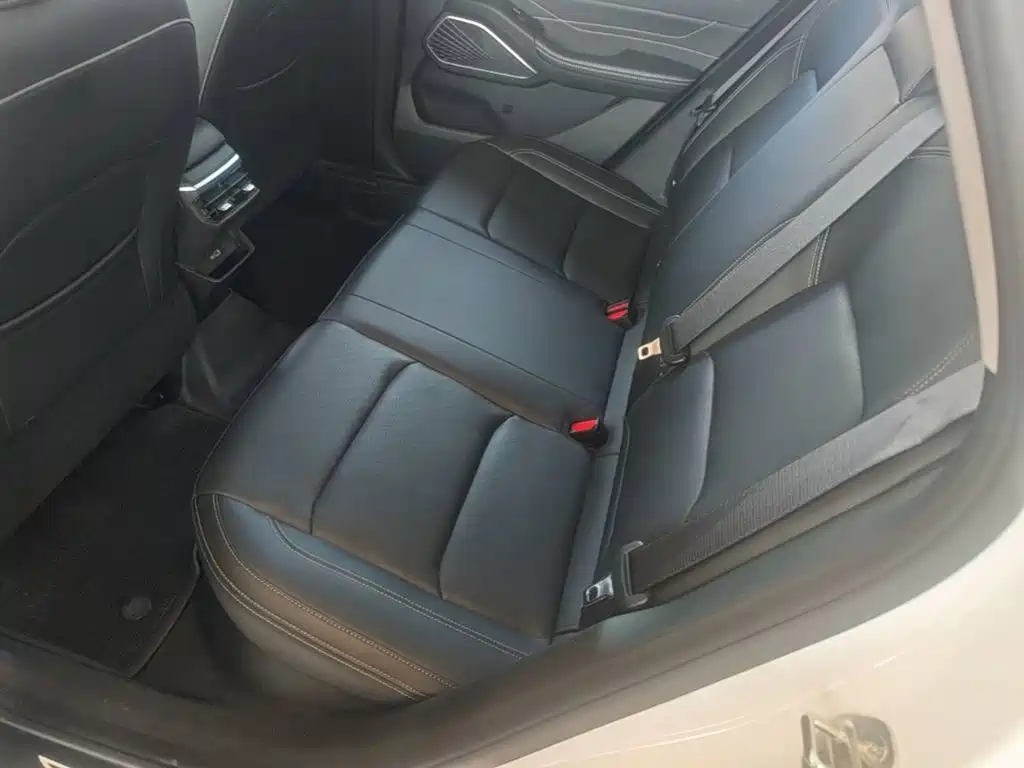 Geely Emgrand — миниатюра 17