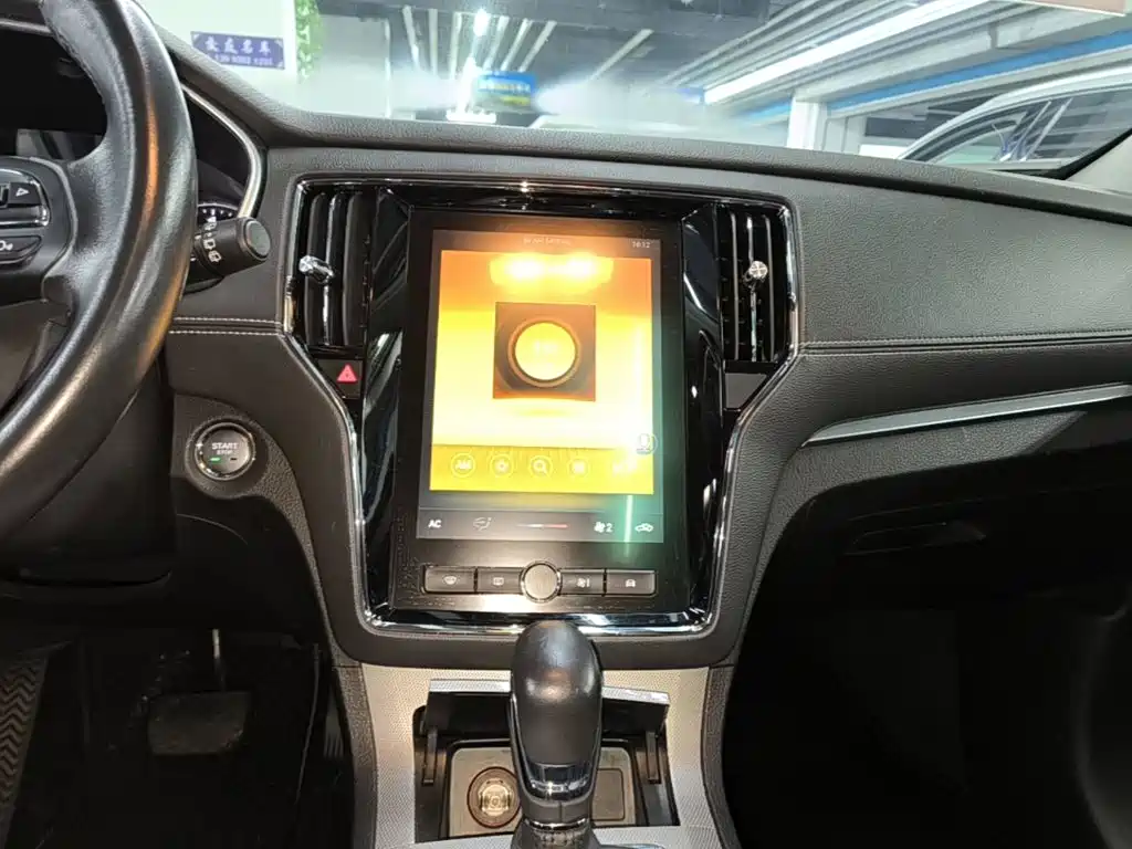 Roewe RX5 — миниатюра 13