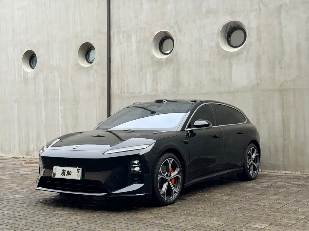 NIO ET5T