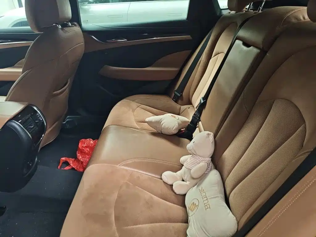 Buick LaCrosse — миниатюра 15