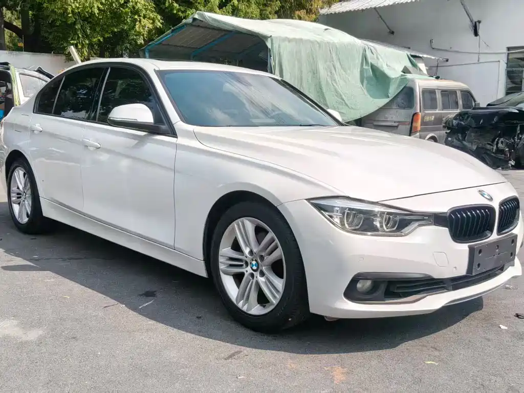 BMW 3 Series — миниатюра 3