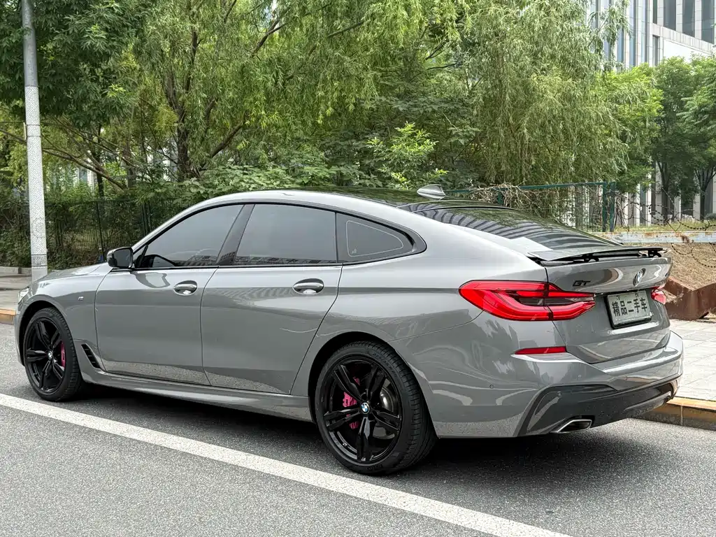 BMW 6 Series GT — миниатюра 6