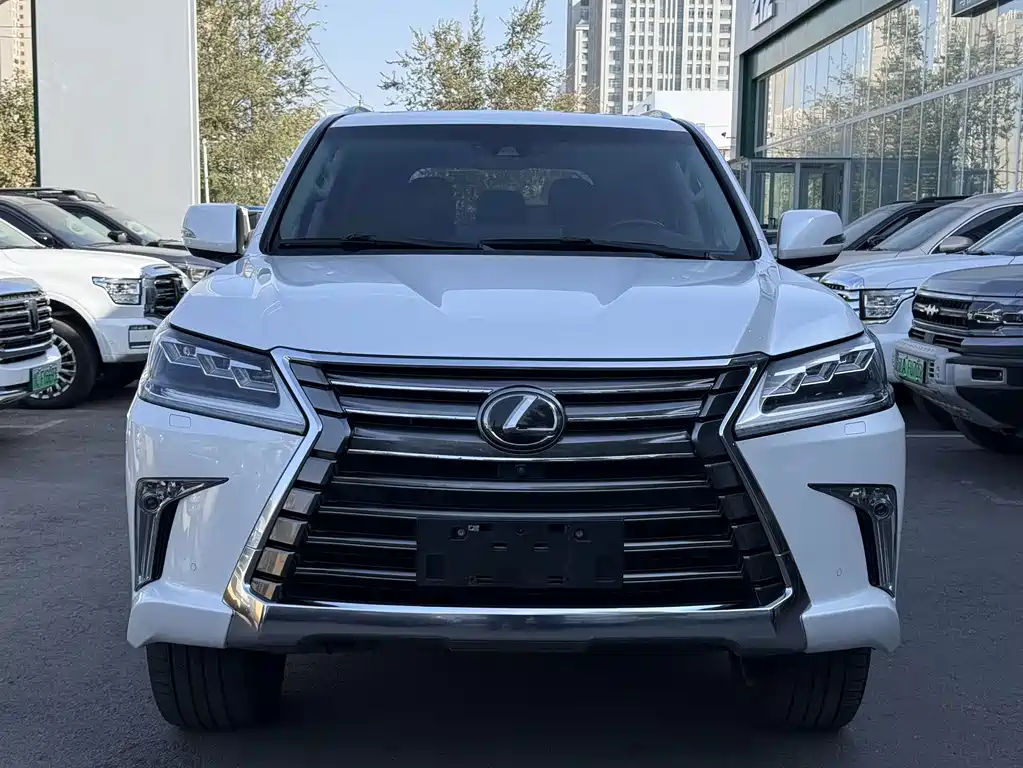 Lexus LX — миниатюра 2