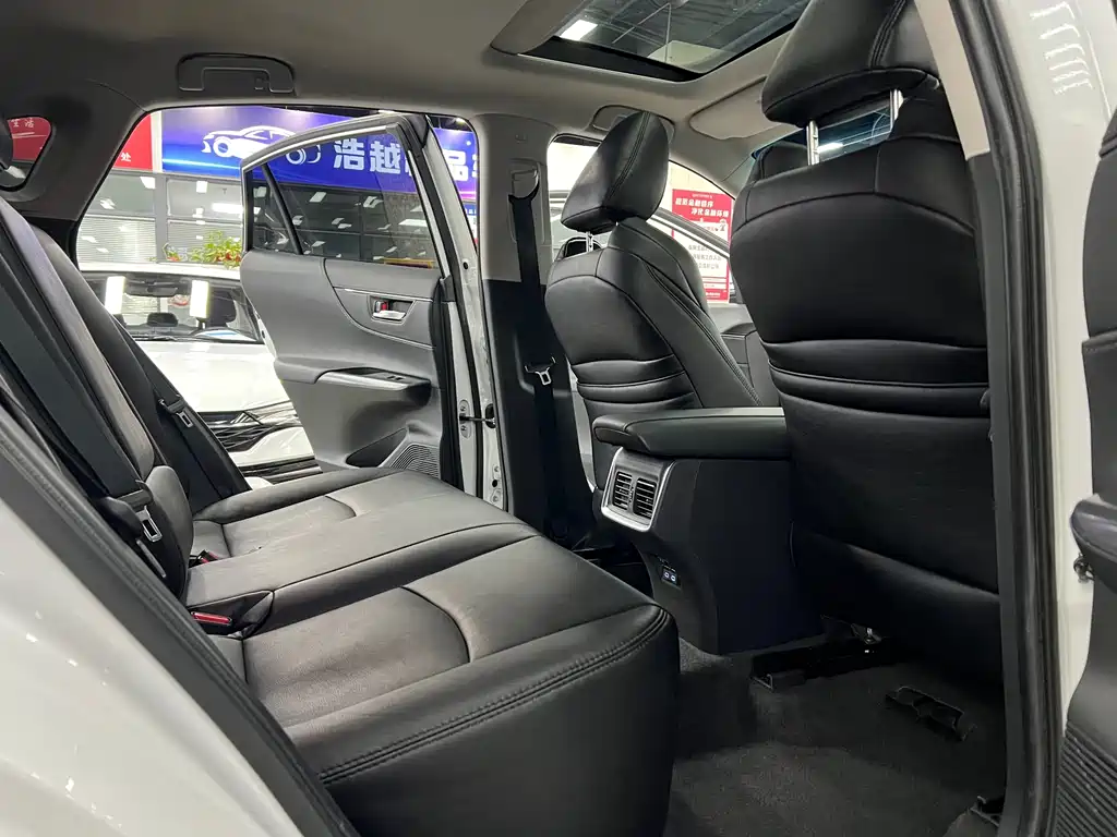 TOYOTA LING FANG HARRIER