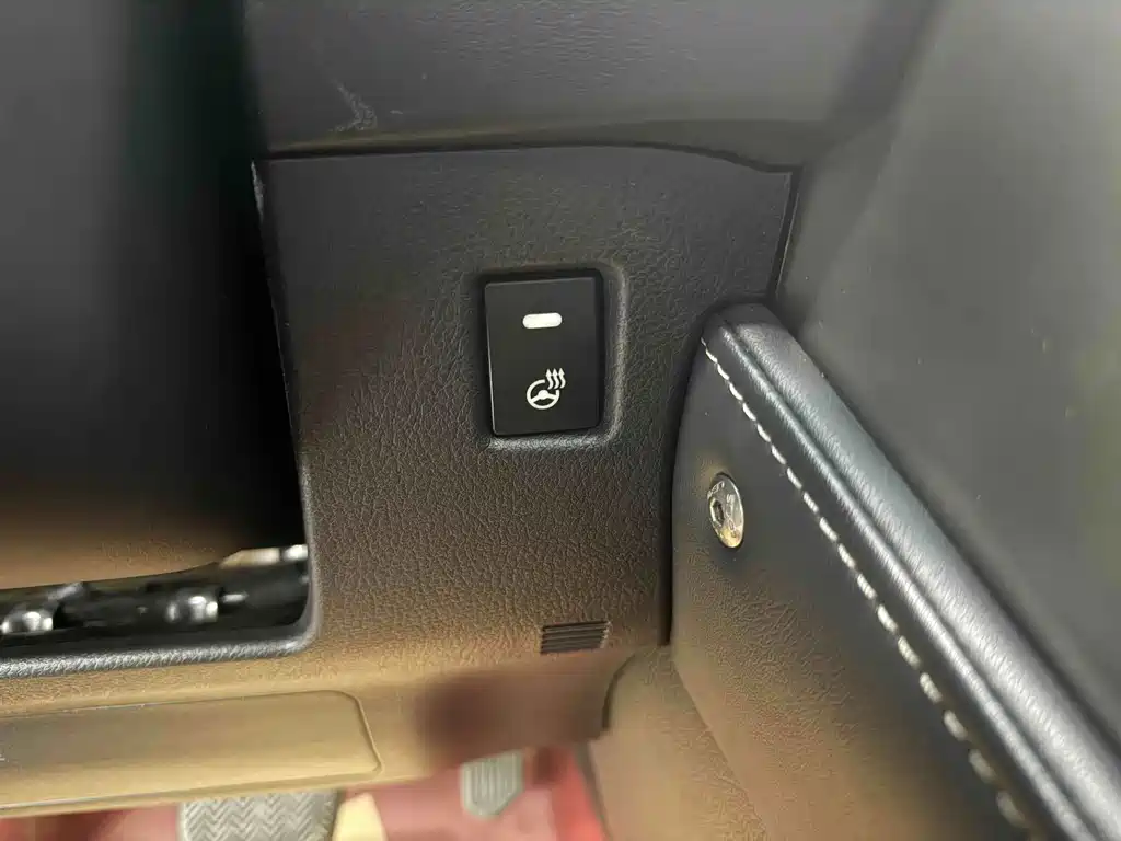 Lexus NX — миниатюра 12