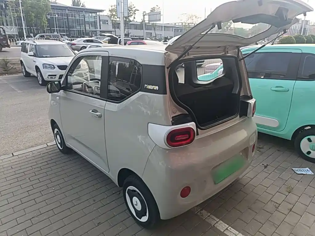 Wuling MINIEV — миниатюра 5