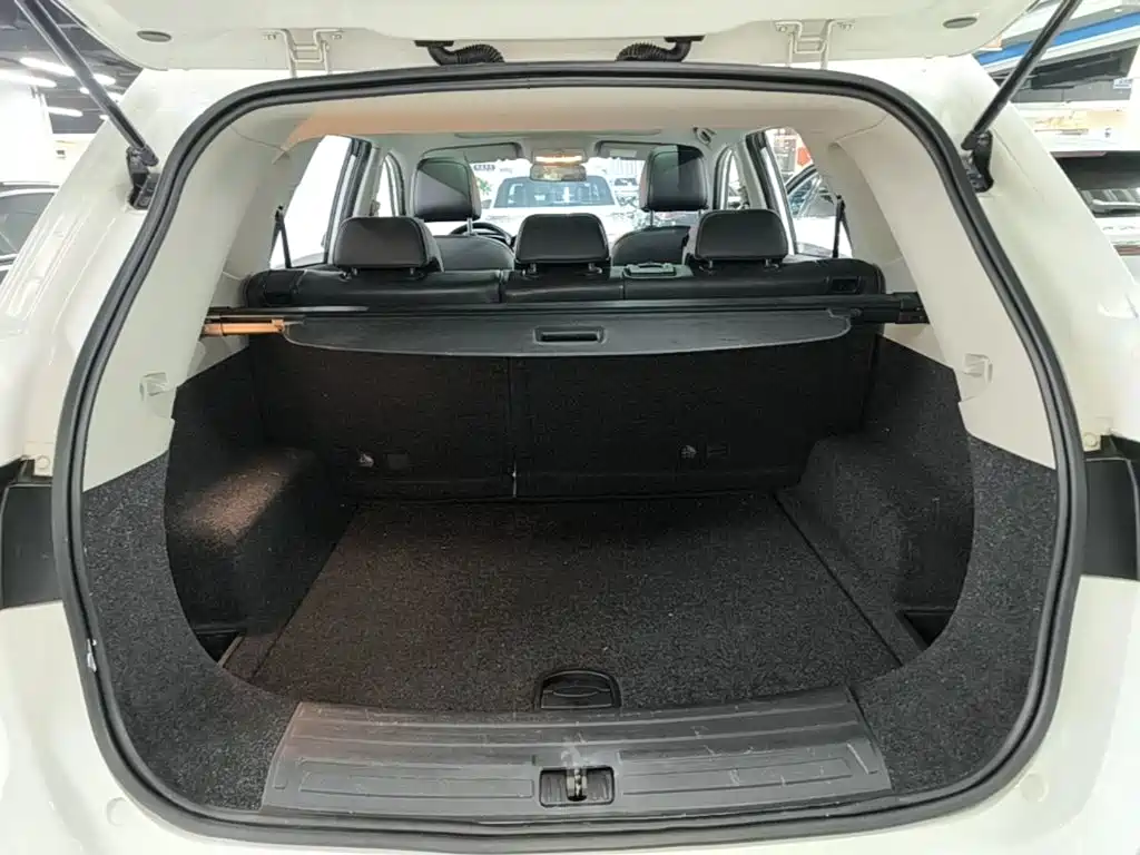 Roewe RX5 — миниатюра 19