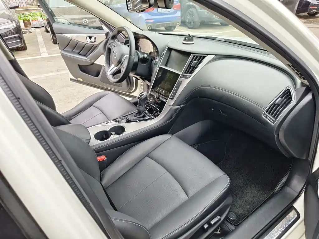 Infiniti Q50L — миниатюра 8