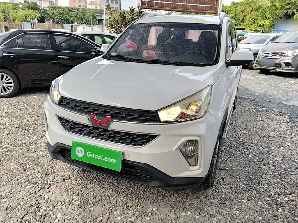 Wuling Hongguang S3