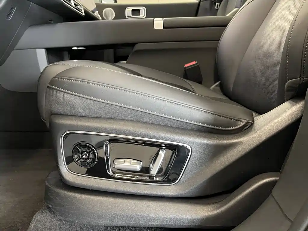 Li Auto Li L7 — миниатюра 25