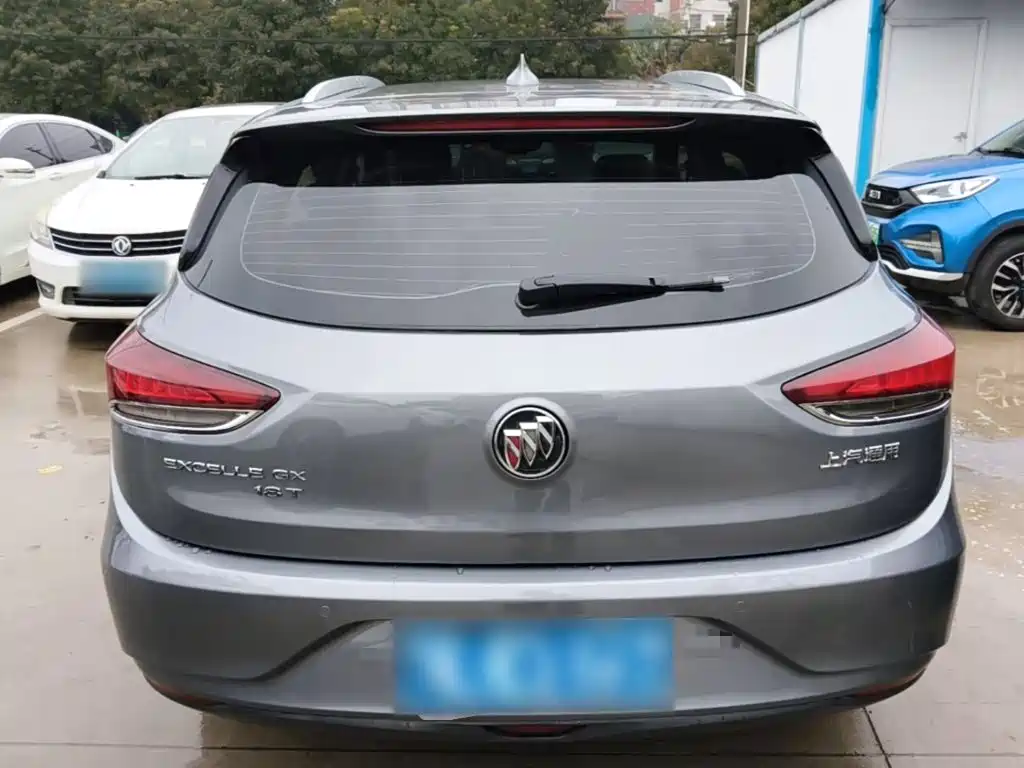 Buick Excelle — миниатюра 6