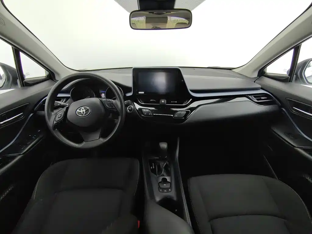 Toyota IZOA — миниатюра 5
