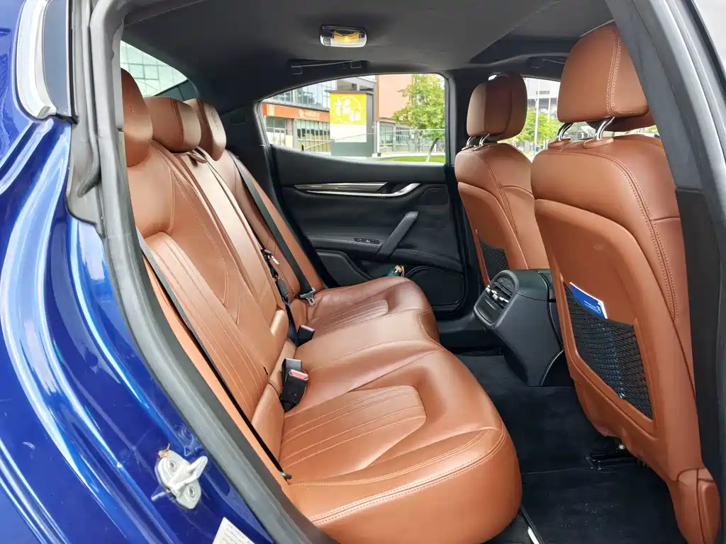 Maserati Ghibli — миниатюра 8