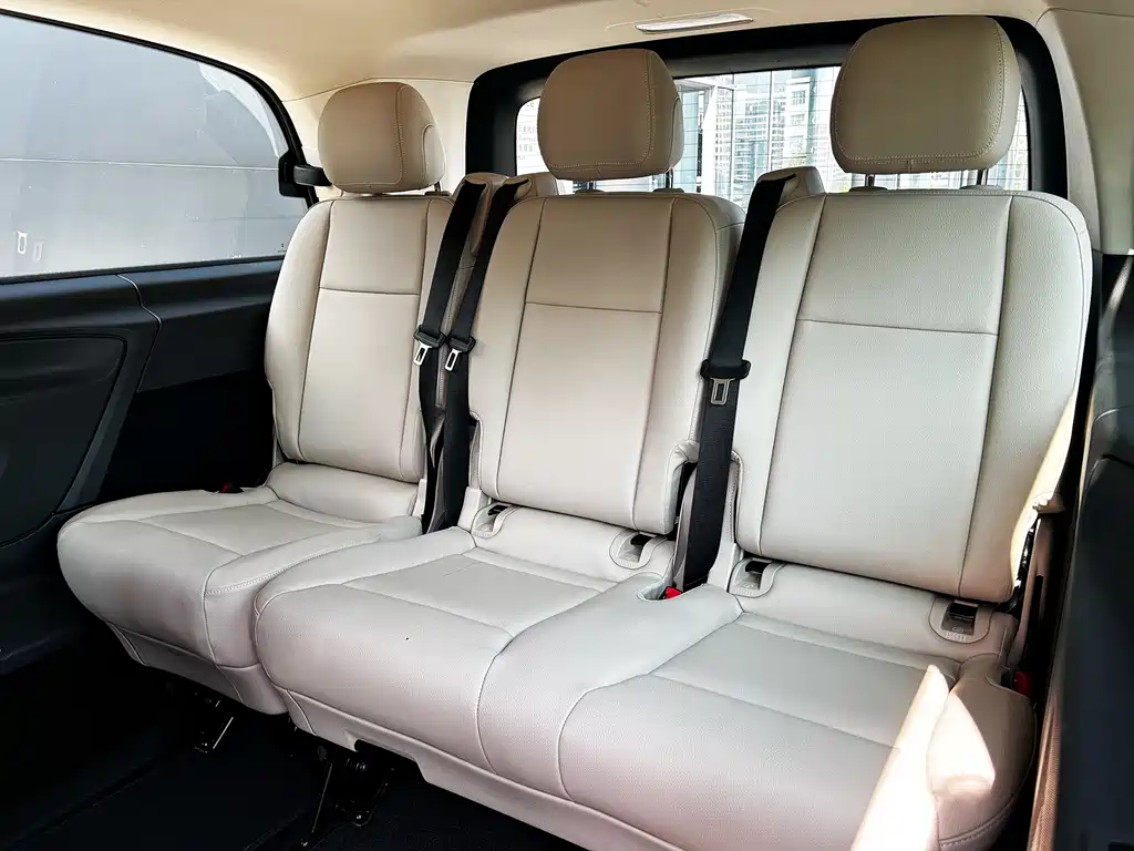 Mercedes-Benz Vito — миниатюра 10