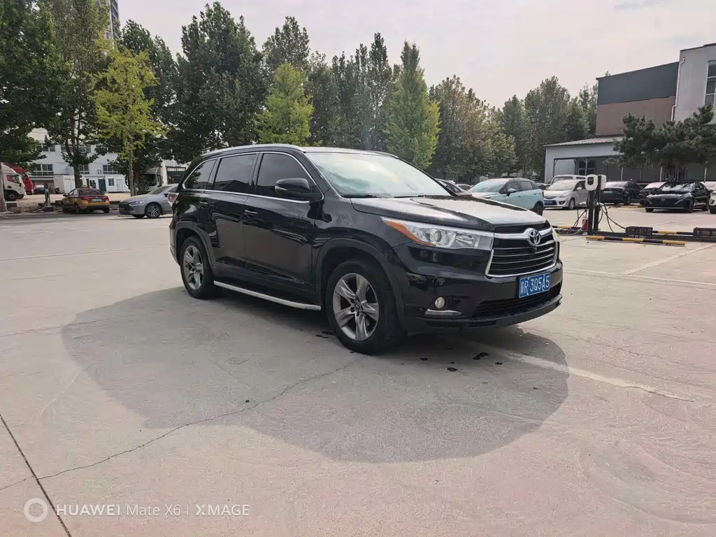 Toyota Highlander — миниатюра 3