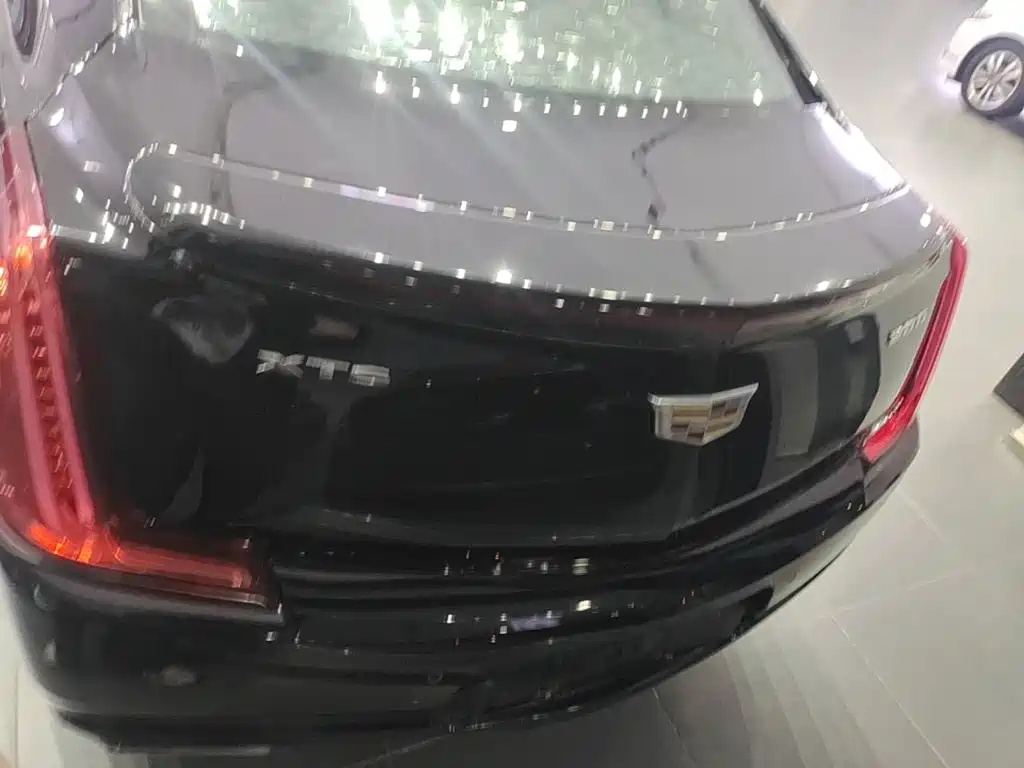 Cadillac XTS — миниатюра 6