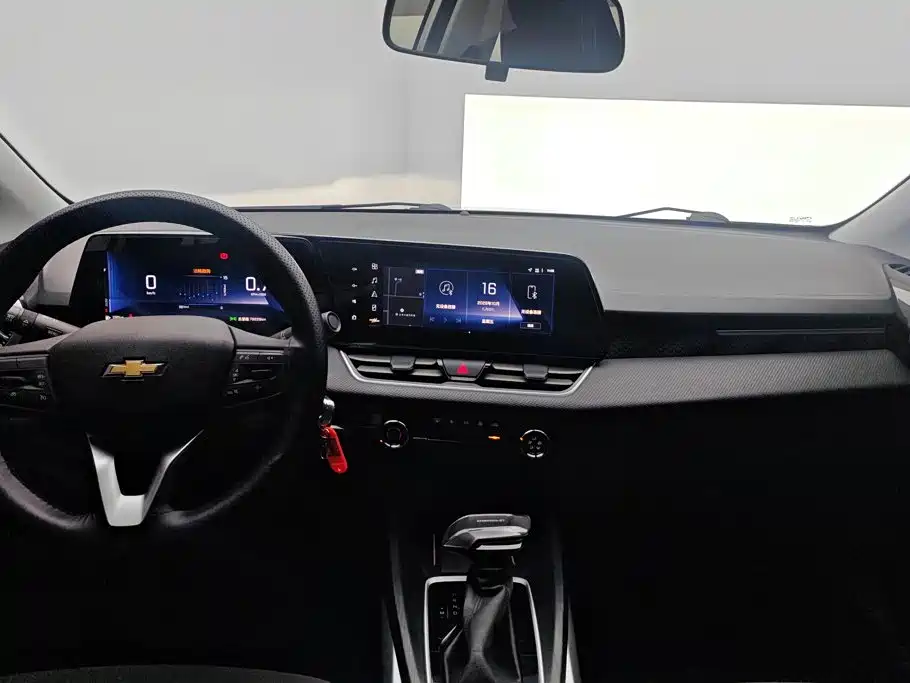 Chevrolet Monza — миниатюра 13