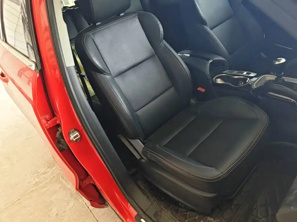 Zotye Zotye SR7 — миниатюра 25