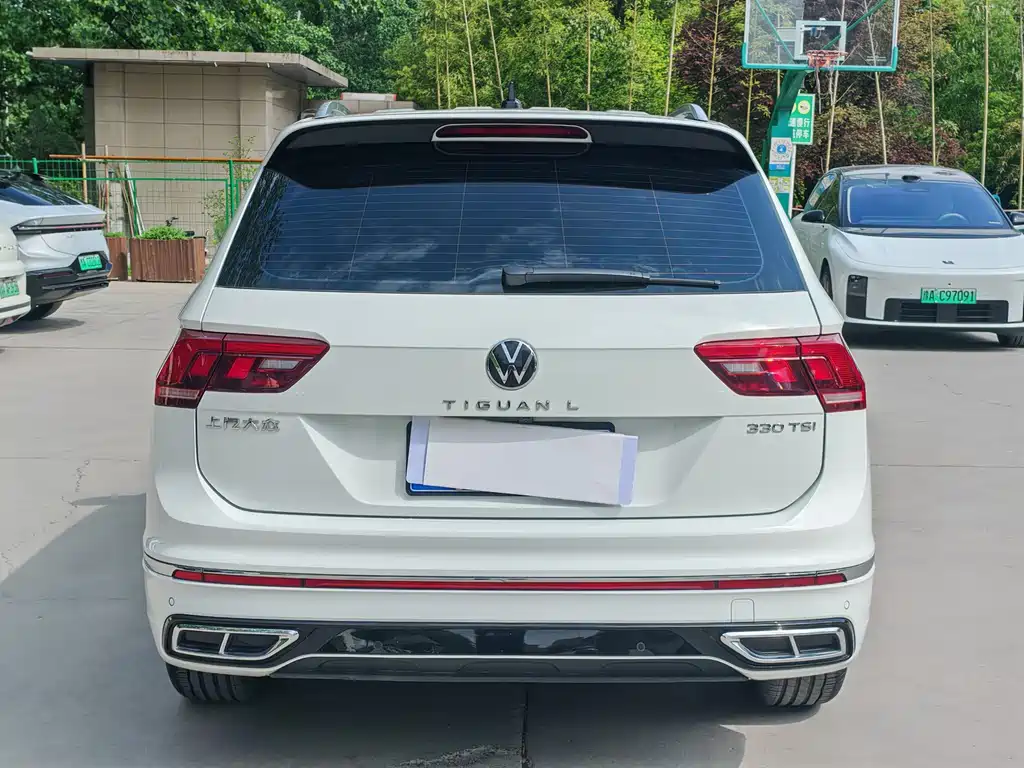 Volkswagen Tiguan L L 2024 330TSI AT R-Line