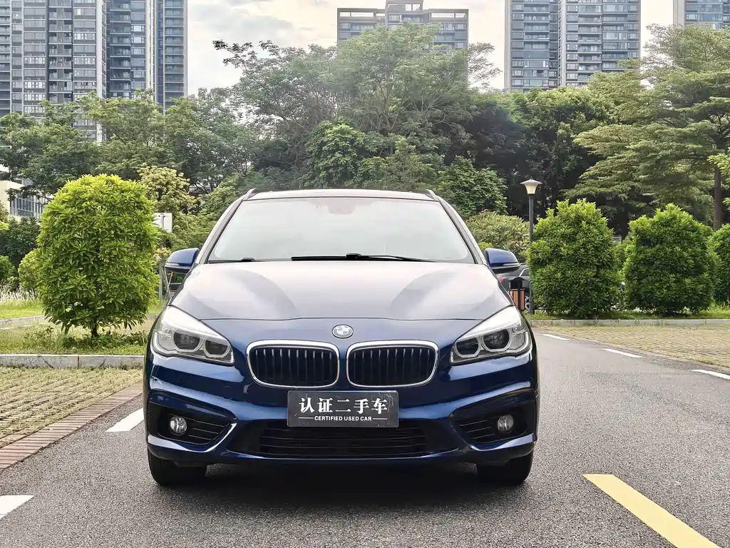 BMW 2 Series Active Tourer — миниатюра 3