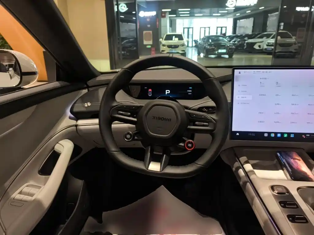 Xiaomi SU7 — миниатюра 11