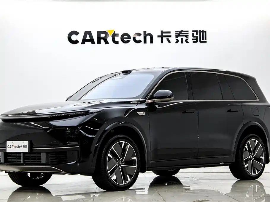 Li Auto Li L9 2025