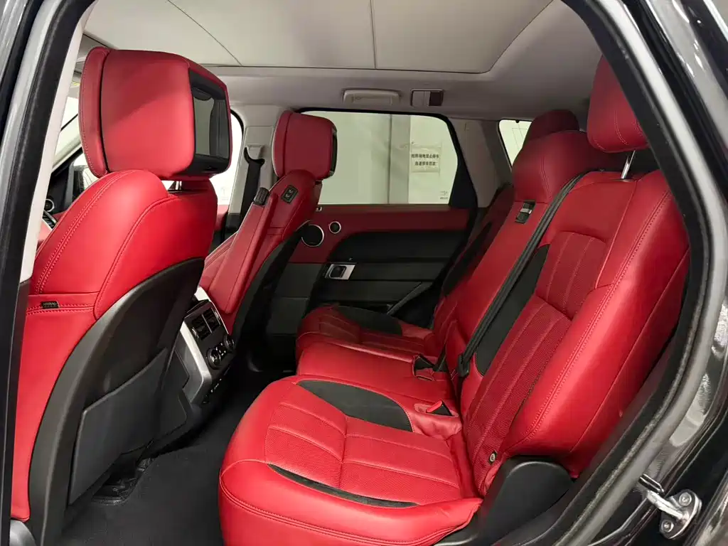 Land Rover Range Rover Sport 2020 3.0 L6 SE