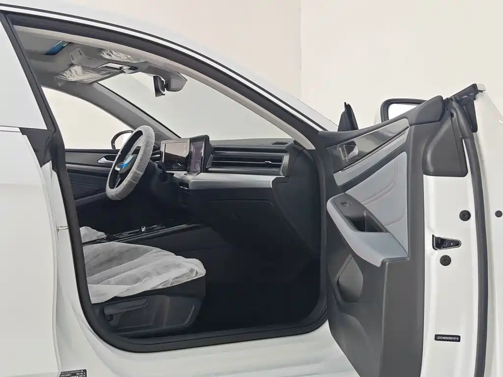 Volkswagen Lamando — миниатюра 15
